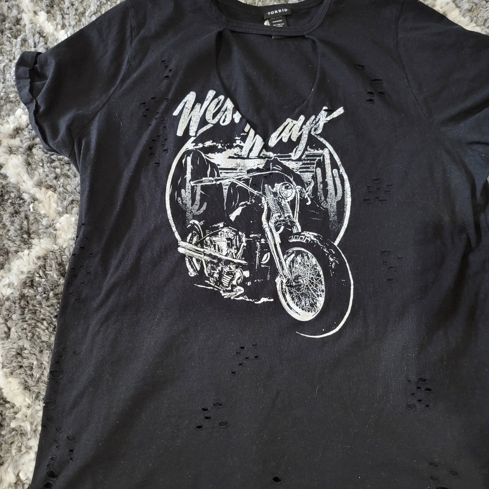 Torrid shirt